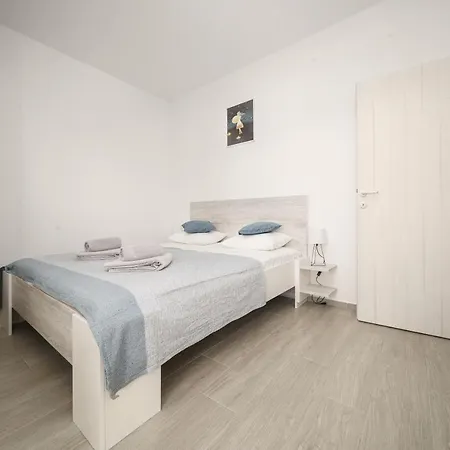 Stefanio Ii Vodice