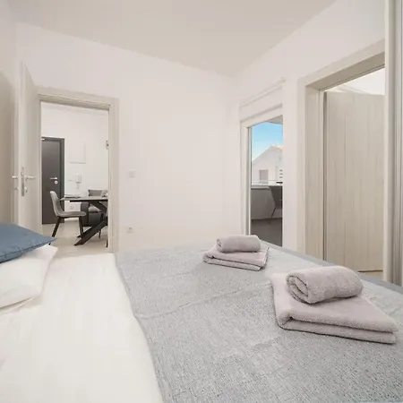 Stefanio Ii Apartment